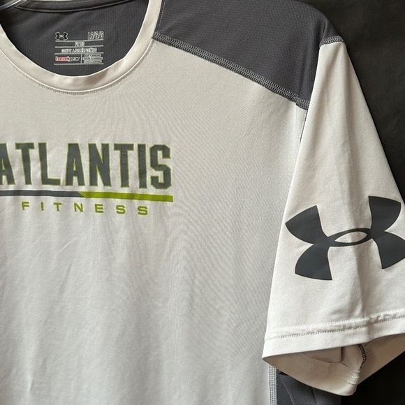 Under Armor Athletic Activewear Short Sleeve Tee Shirt - Picture 4 of 8